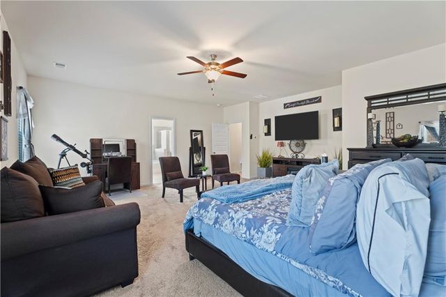 1094 Campbell Pine Trail, Lawrenceville, GA 30045