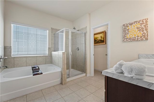 1094 Campbell Pine Trail, Lawrenceville, GA 30045