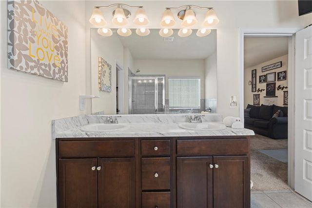 1094 Campbell Pine Trail, Lawrenceville, GA 30045