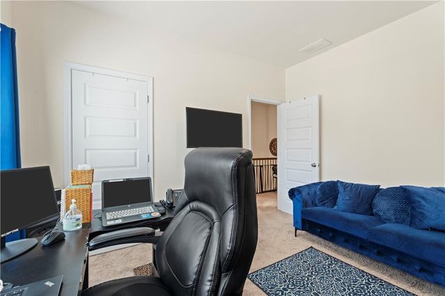 1094 Campbell Pine Trail, Lawrenceville, GA 30045