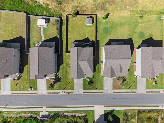1094 Campbell Pine Trail, Lawrenceville, GA 30045