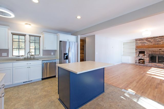 313 Maple Island Road, Burnsville, MN 55306