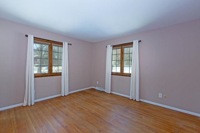 313 Maple Island Road, Burnsville, MN 55306