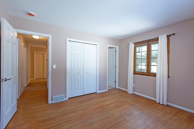 313 Maple Island Road, Burnsville, MN 55306