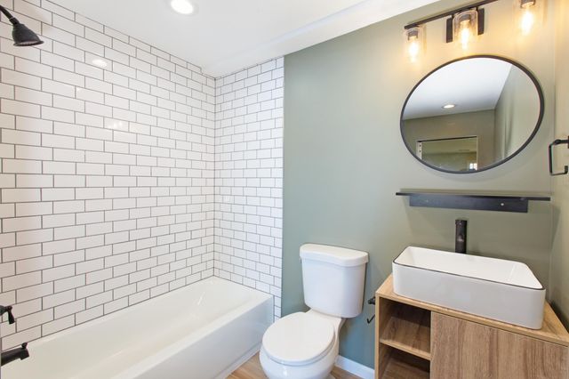 313 Maple Island Road, Burnsville, MN 55306