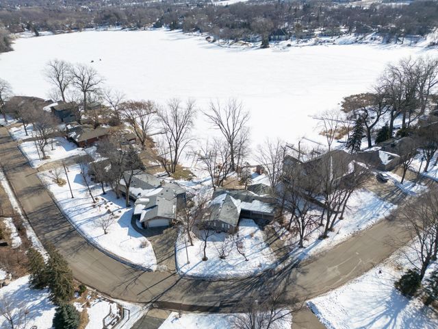 313 Maple Island Road, Burnsville, MN 55306