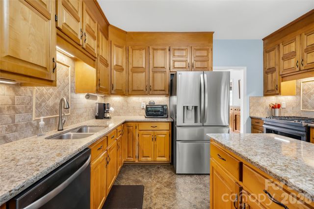 1066 Briarcliff Road, Mooresville, NC 28115