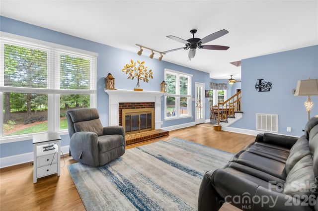 1066 Briarcliff Road, Mooresville, NC 28115