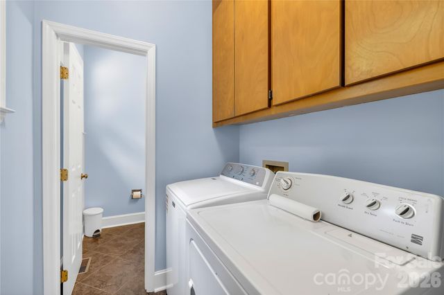 1066 Briarcliff Road, Mooresville, NC 28115