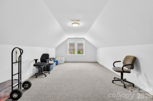 1066 Briarcliff Road, Mooresville, NC 28115