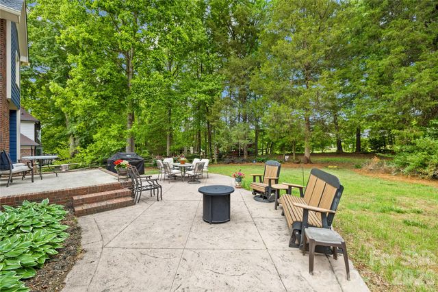 1066 Briarcliff Road, Mooresville, NC 28115