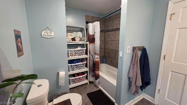 912 Overlook Avenue, Eden, NC 27288