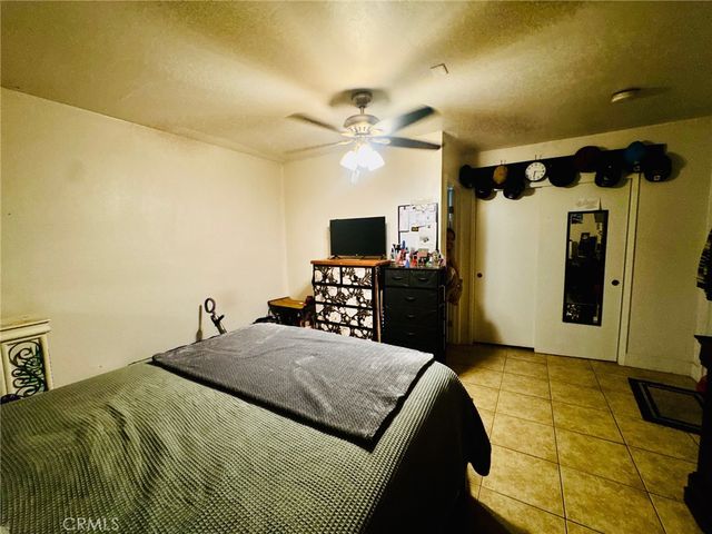 13901 Laverton, Bakersfield, CA 93314