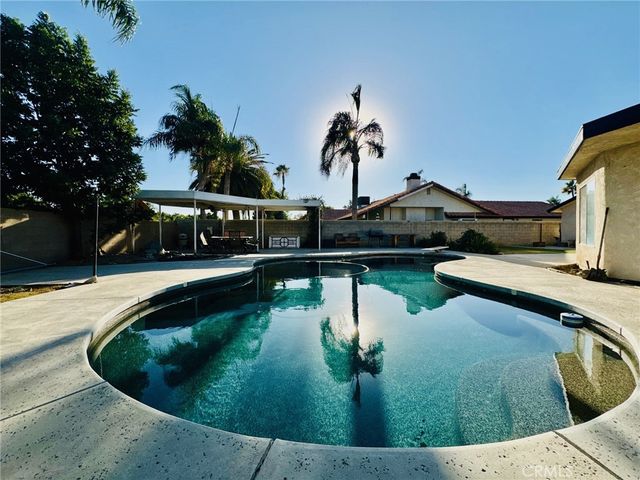 13901 Laverton, Bakersfield, CA 93314