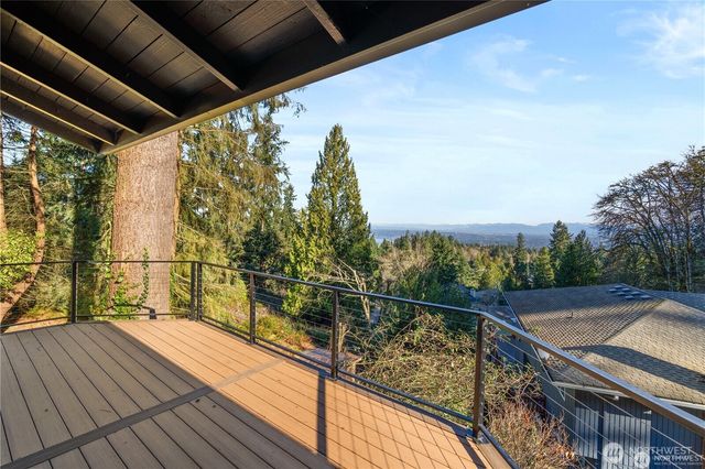 5019 157th Ave SE, Bellevue, WA 98006