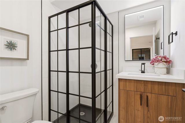 5019 157th Ave SE, Bellevue, WA 98006