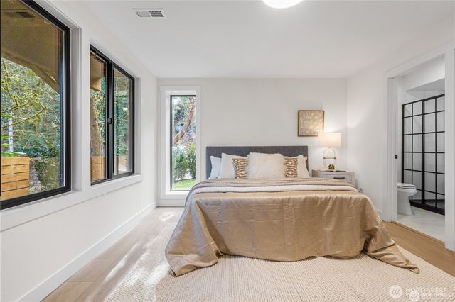 5019 157th Ave SE, Bellevue, WA 98006