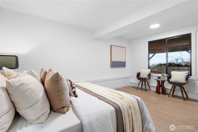 5019 157th Ave SE, Bellevue, WA 98006