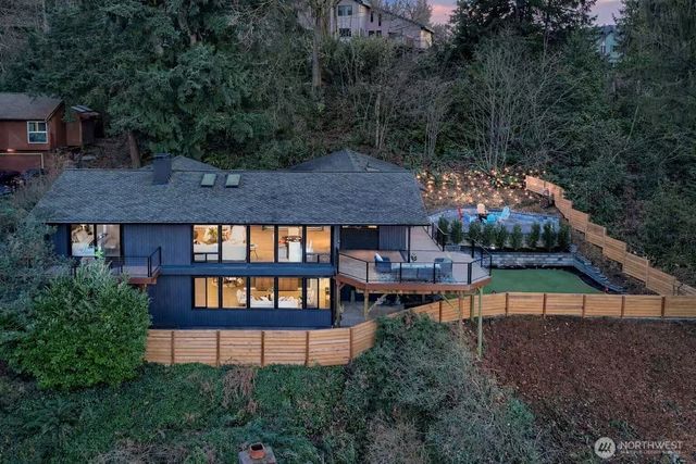 5019 157th Ave SE, Bellevue, WA 98006