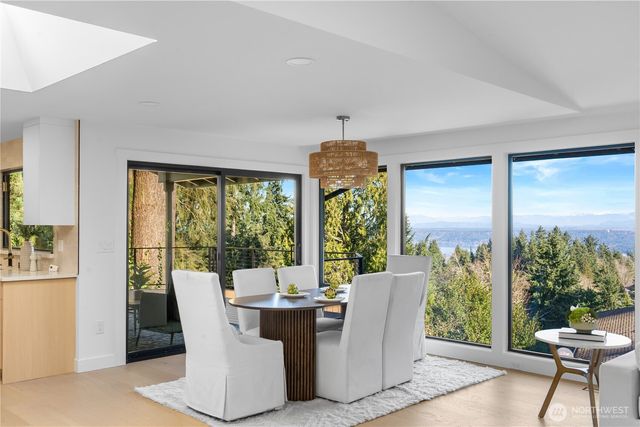 5019 157th Ave SE, Bellevue, WA 98006