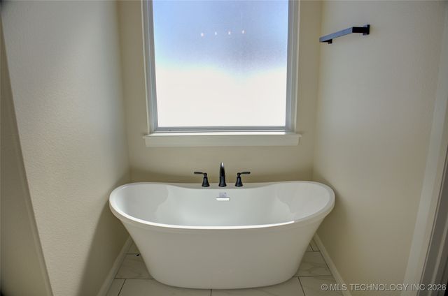 6804 S 337th East Avenue, Broken Arrow, OK 74014