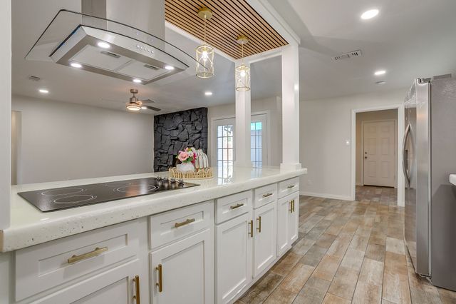 6400 Winn Street, Fort Worth, TX 76133