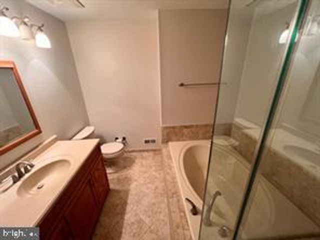 104 QUINCE CIR, Newtown, PA 18940