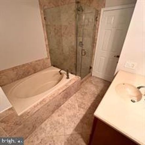 104 QUINCE CIR, Newtown, PA 18940