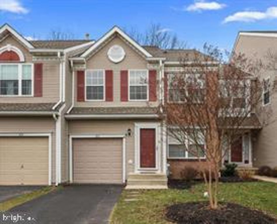 104 QUINCE CIR, Newtown, PA 18940