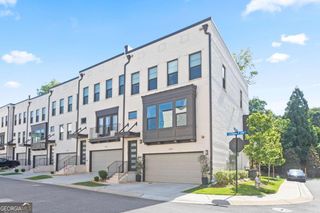 1501 Cobalt Drive NW, Atlanta, GA 30318