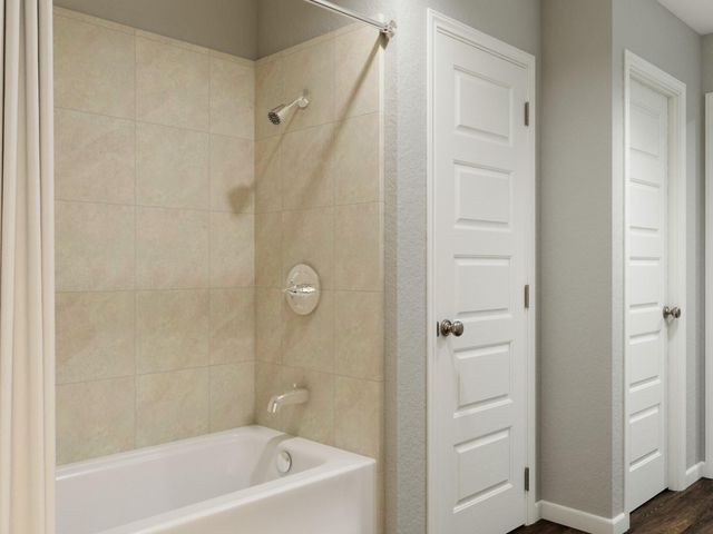 74 Dawns Edge Drive, Montgomery, TX 77356