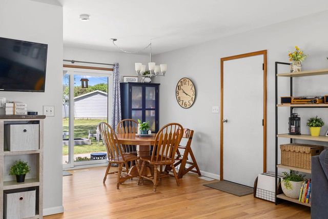 414 11th AVENUE S, Onalaska, WI 54650
