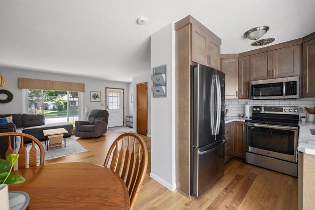 414 11th AVENUE S, Onalaska, WI 54650