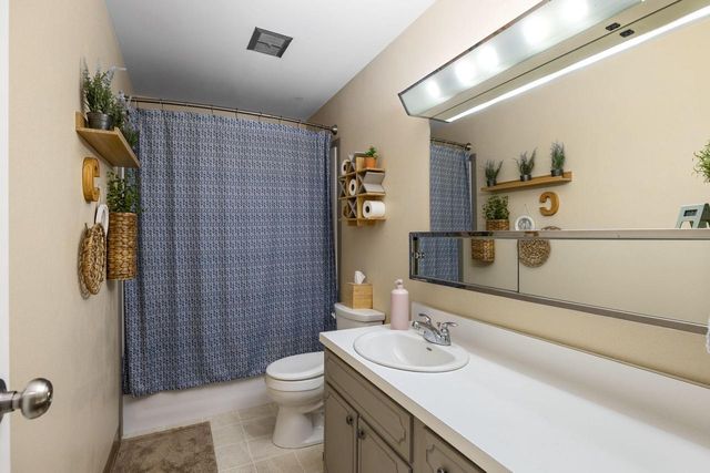 414 11th AVENUE S, Onalaska, WI 54650