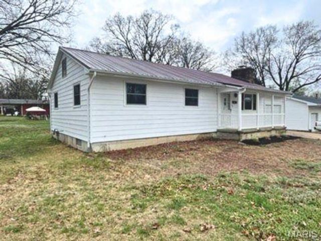 515 East Street, Sullivan, MO 63080
