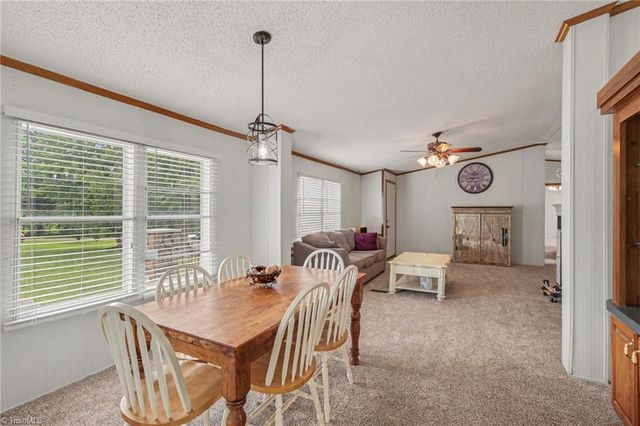 1060 Knobview Lane, Pilot Mountain, NC 27041