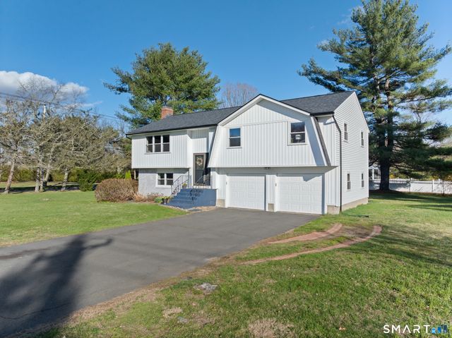 92 Laurel Lane, Simsbury, CT 06070