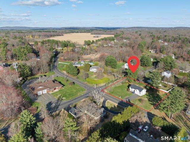 92 Laurel Lane, Simsbury, CT 06070