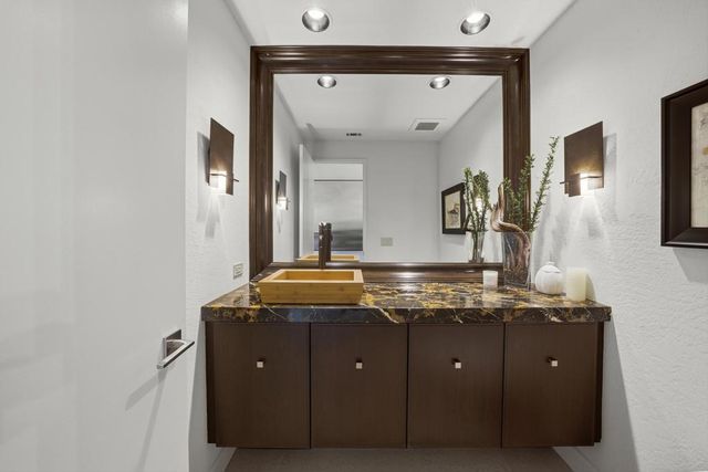 55650 Oaktree, La Quinta, CA 92253