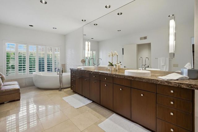 55650 Oaktree, La Quinta, CA 92253