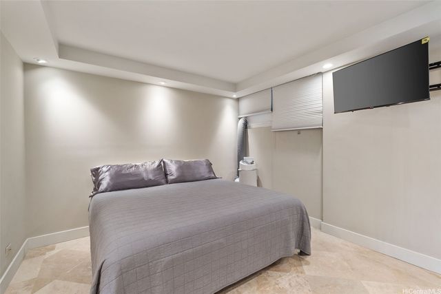 3027 Pualei Circle 204, Honolulu, HI 96815