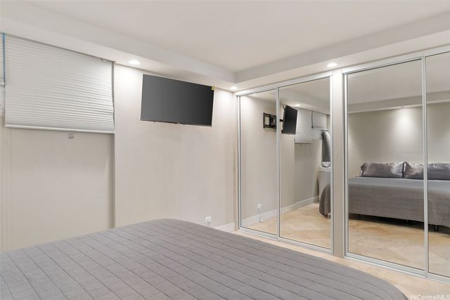 3027 Pualei Circle 204, Honolulu, HI 96815