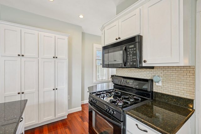 128 East Street, Methuen, MA 01844