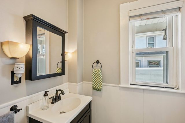 128 East Street, Methuen, MA 01844