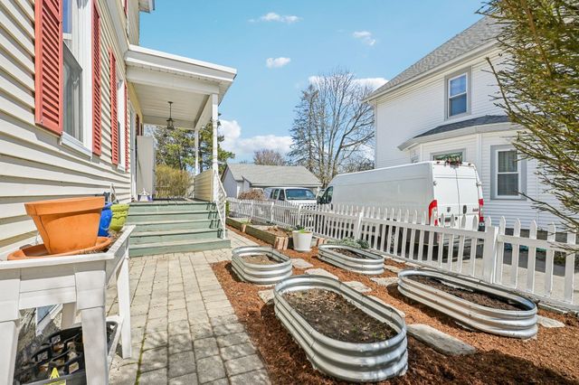 128 East Street, Methuen, MA 01844