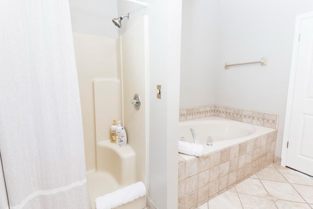 Image 23 of property listing at 50616 Woodside Lane, Oakhurst, CA 93644