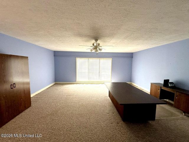 232 Forest Valley Drive, Jackson, MS 39212