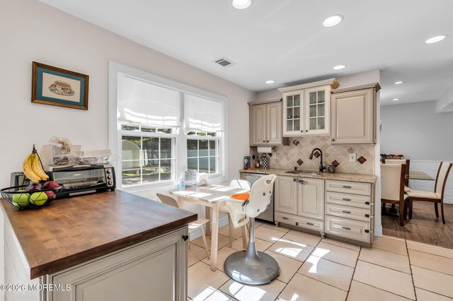 2324 Woodland Road, Manchester, NJ 08759
