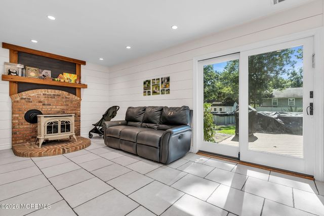 2324 Woodland Road, Manchester, NJ 08759
