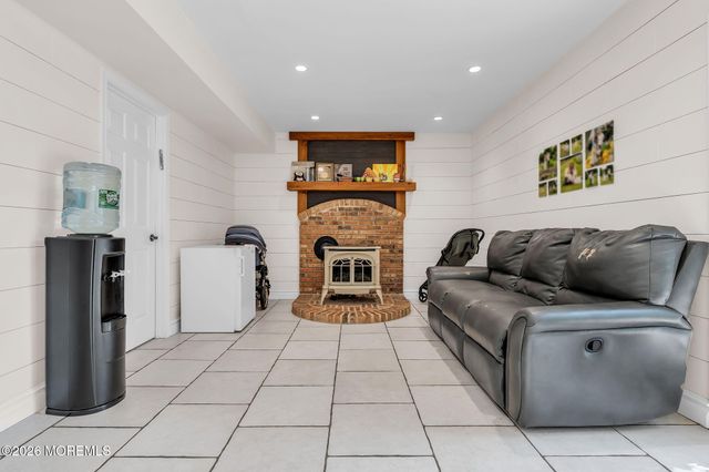 2324 Woodland Road, Manchester, NJ 08759